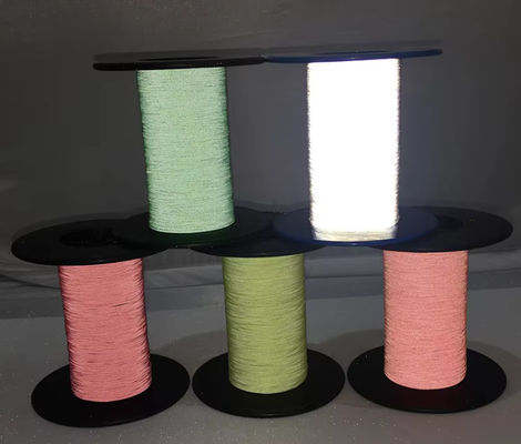 Single Both Side Sewing Iridescent Embroidery Reflective Thread yarn สําหรับความปลอดภัยในตอนกลางคืน